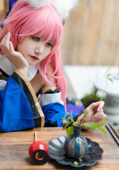 欧美v在线_4K全集免费播放