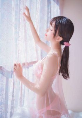 她很漂亮韩剧_超清版蓝光版中文字幕包