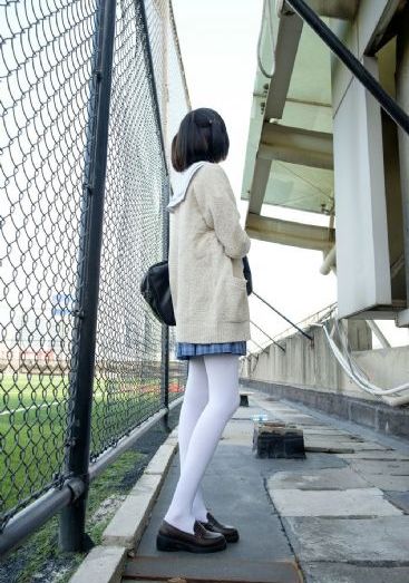 乳房大的邻家三姐妹_BD韩语动漫免费观看