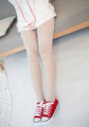 图书馆里的女朋友动漫_在线完整观看