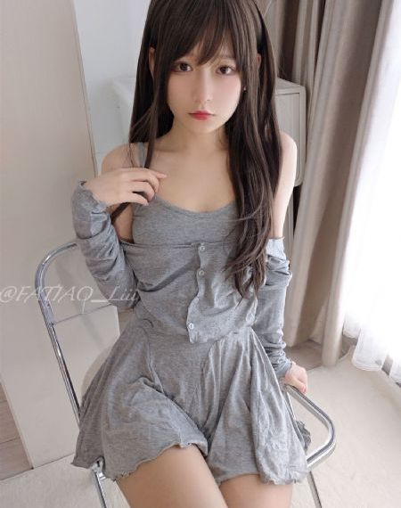 漂亮的保姆电影_BD英语在线观看完整版
